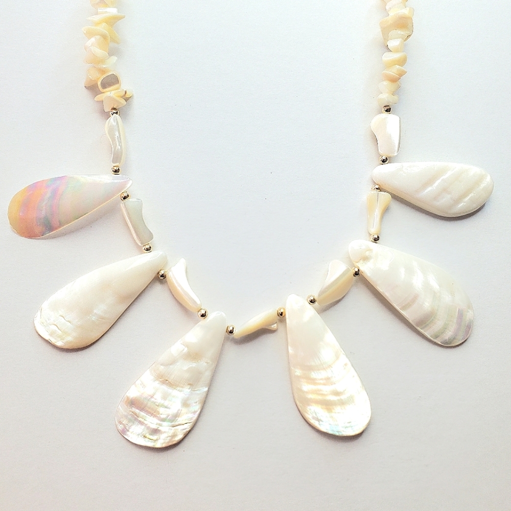 Sea shell necklace